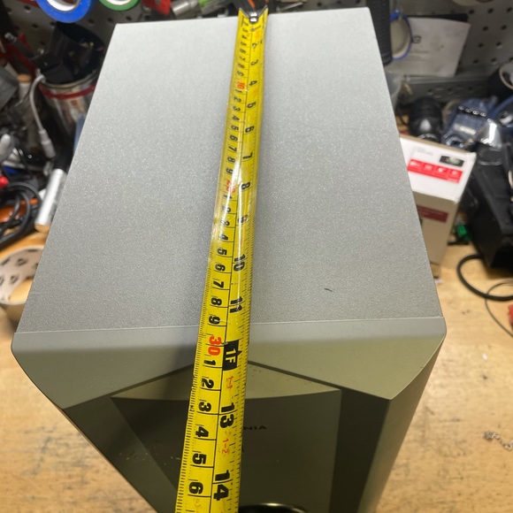 Home audio subwoofer by Insignia - Picture 9 of 10